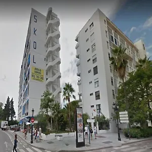 apartamento-primera-linea-de-playa-marbella-29602.es-andalucia.com/